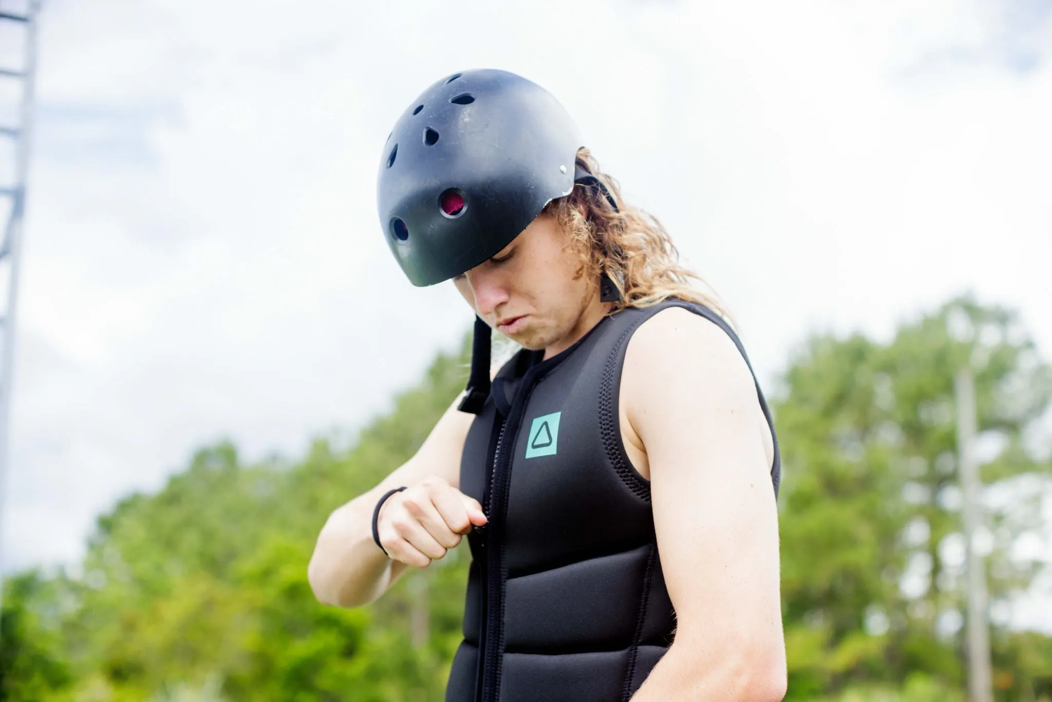 Follow Corp Impact Vest 2024