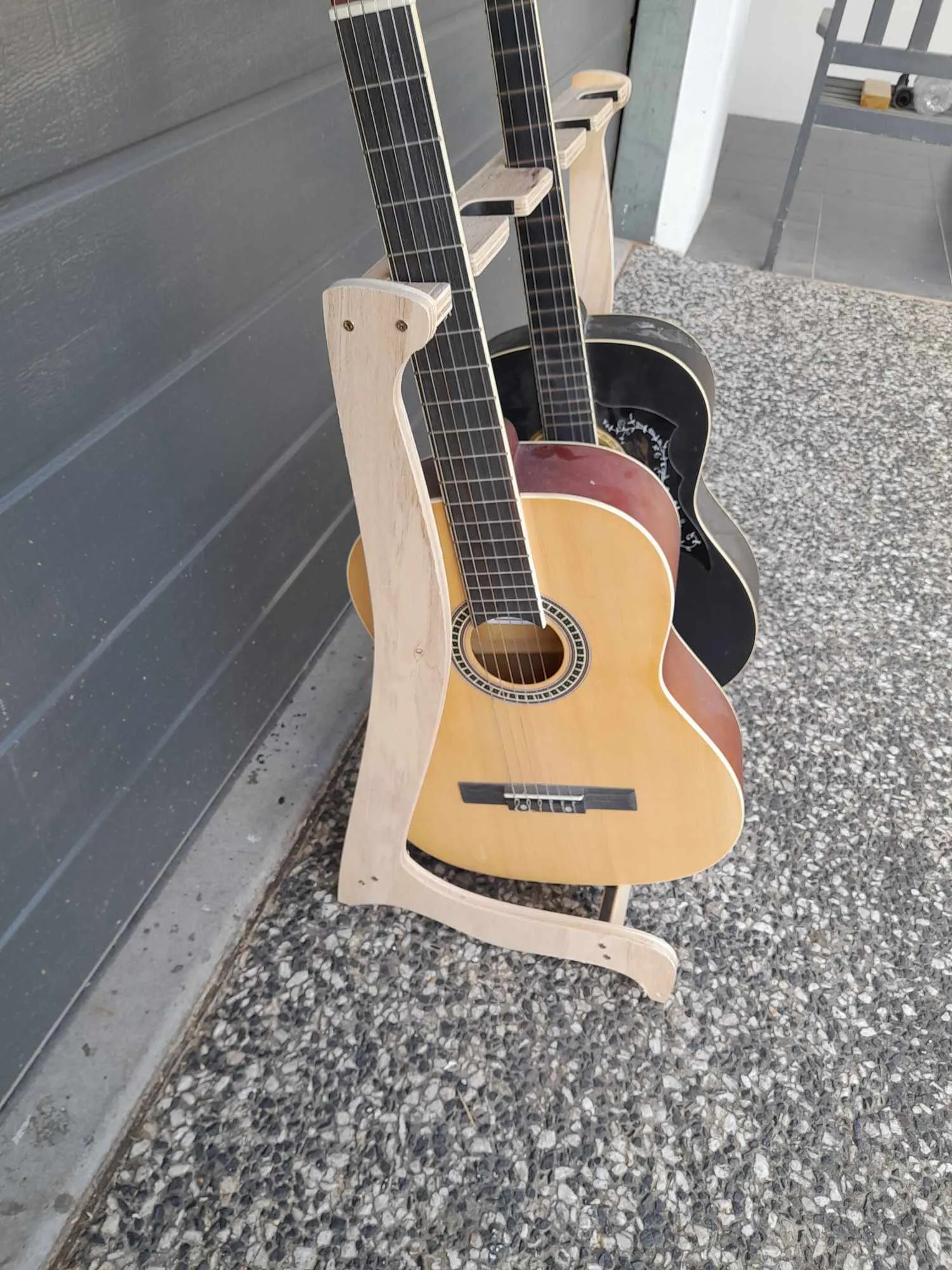 Guitar Rack for 6 Acoustic Guitars - 15cm gaps